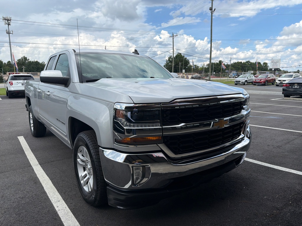 Photo 2 of this CHEVROLET SILVERADO 1500