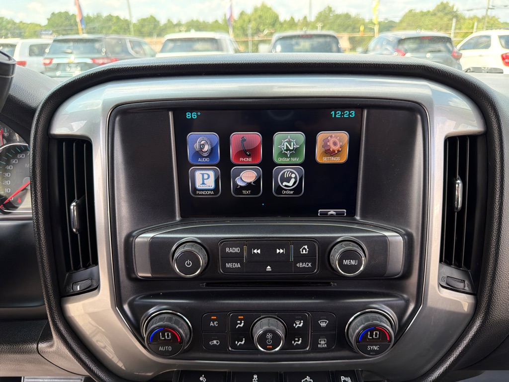 Photo 21 of this CHEVROLET SILVERADO 1500