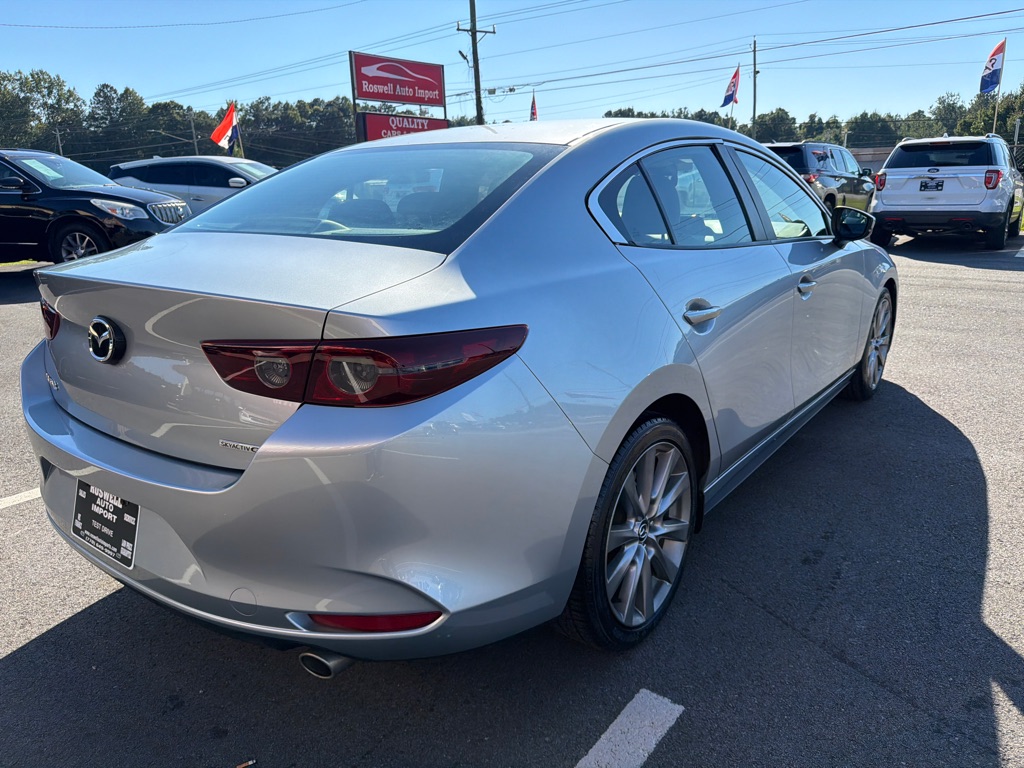 Photo 6 of this MAZDA MAZDA3 SEDAN