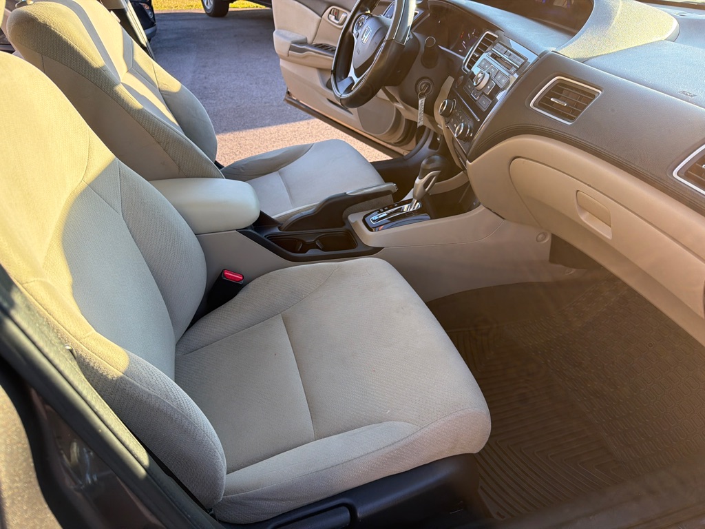 Photo 15 of this HONDA CIVIC