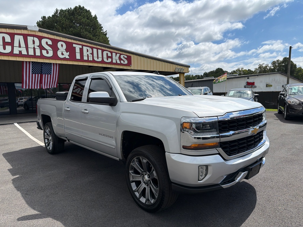Photo 2 of this CHEVROLET SILVERADO LD 15
