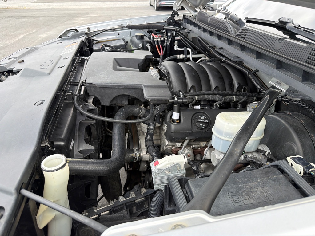 Photo 20 of this CHEVROLET SILVERADO LD 15