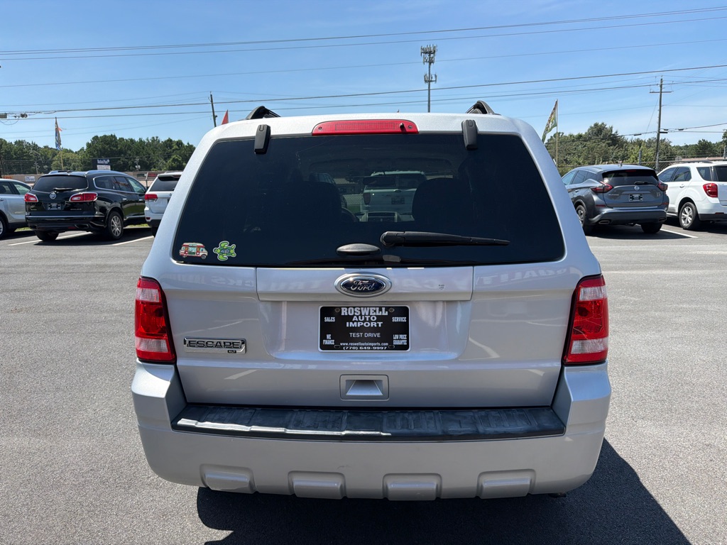Photo 4 of this FORD ESCAPE