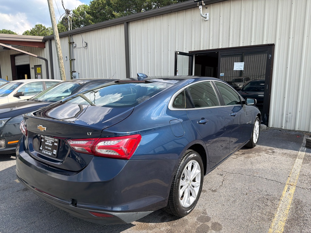 Photo 4 of this CHEVROLET MALIBU