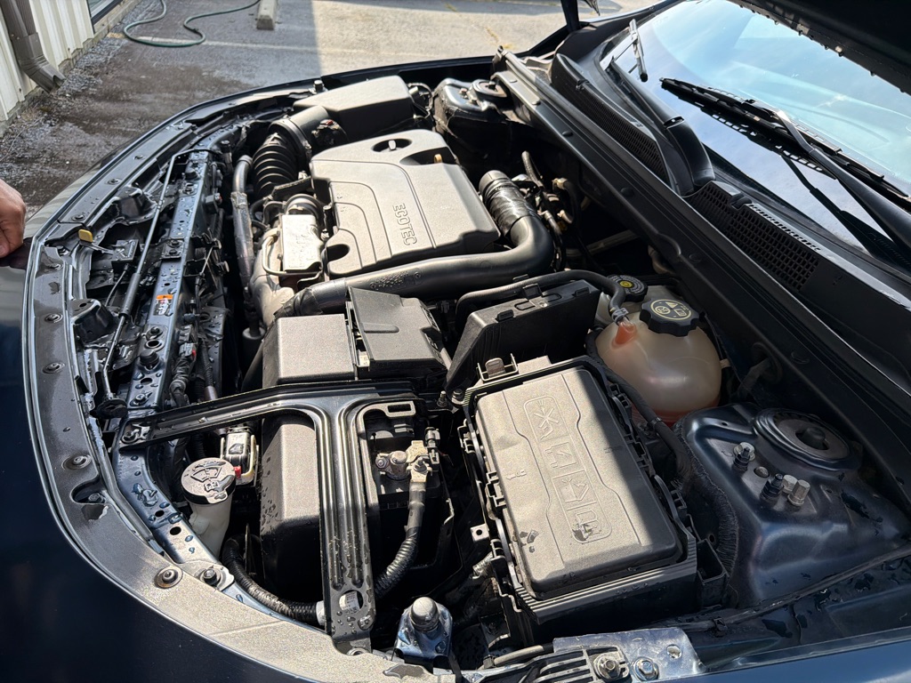 Photo 21 of this CHEVROLET MALIBU