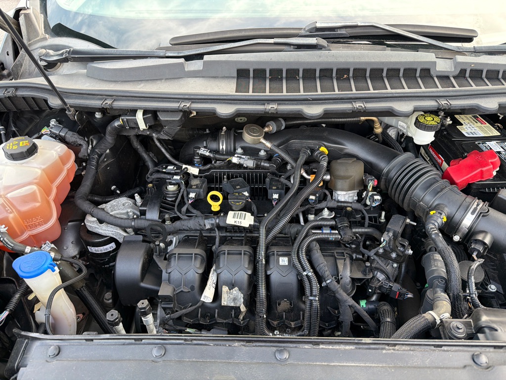 Photo 28 of this FORD EDGE