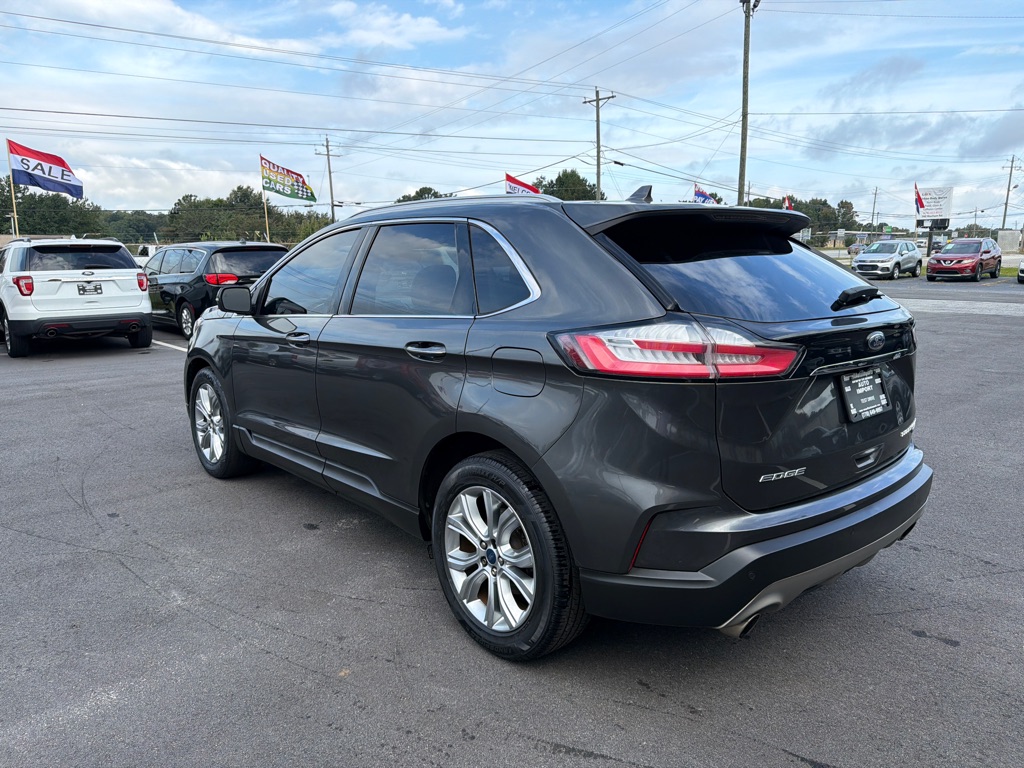 Photo 4 of this FORD EDGE