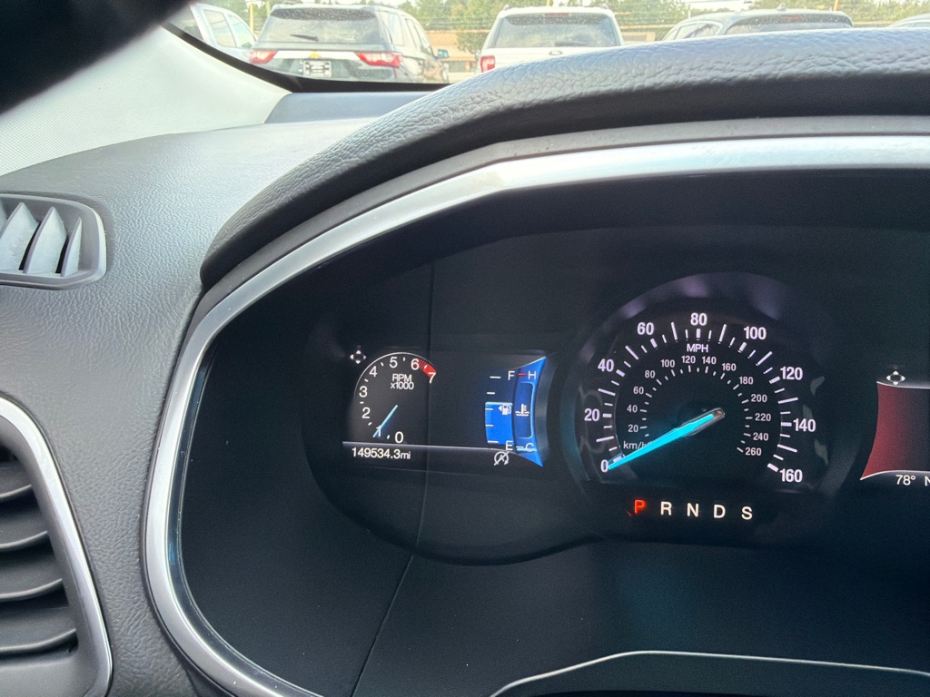 Photo 22 of this FORD EDGE