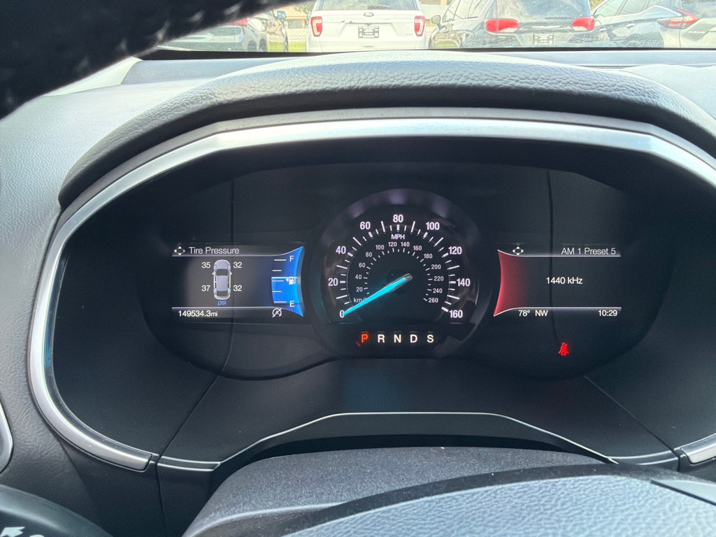 Photo 18 of this FORD EDGE
