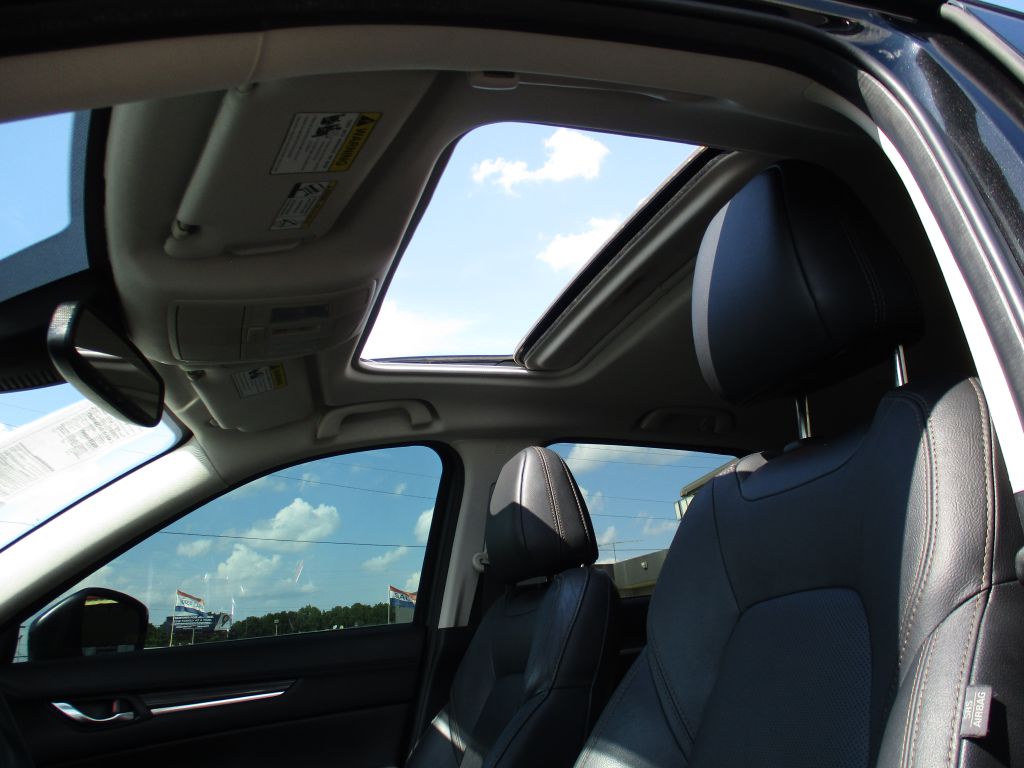 Photo 32 of this MAZDA CX-5 GR TOURIN