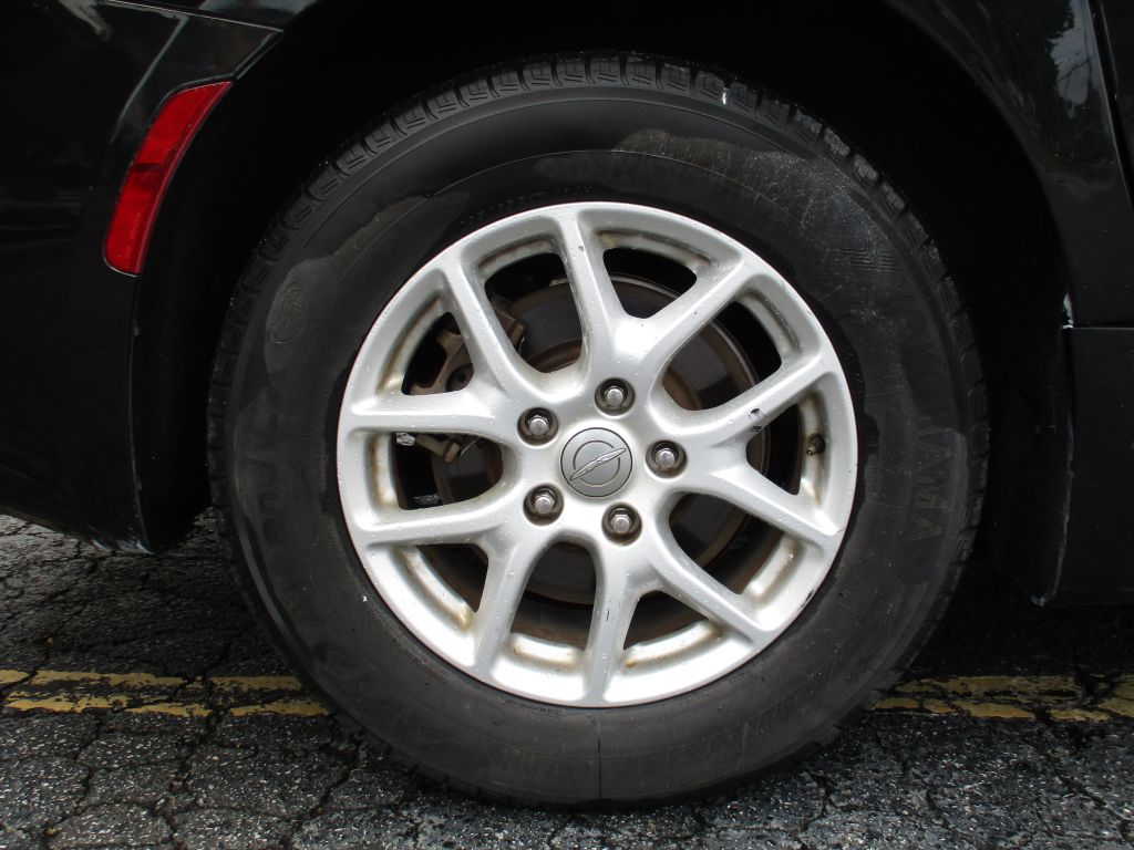 Photo 23 of this CHRYSLER PACIFICA