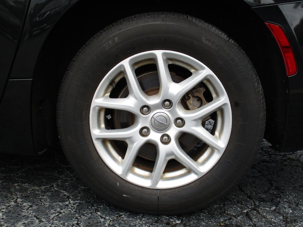 Photo 24 of this CHRYSLER PACIFICA