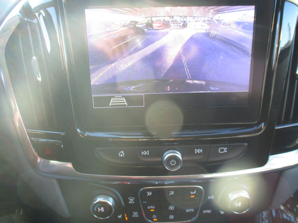 Photo 14 of this CHEVROLET TRAVERSE