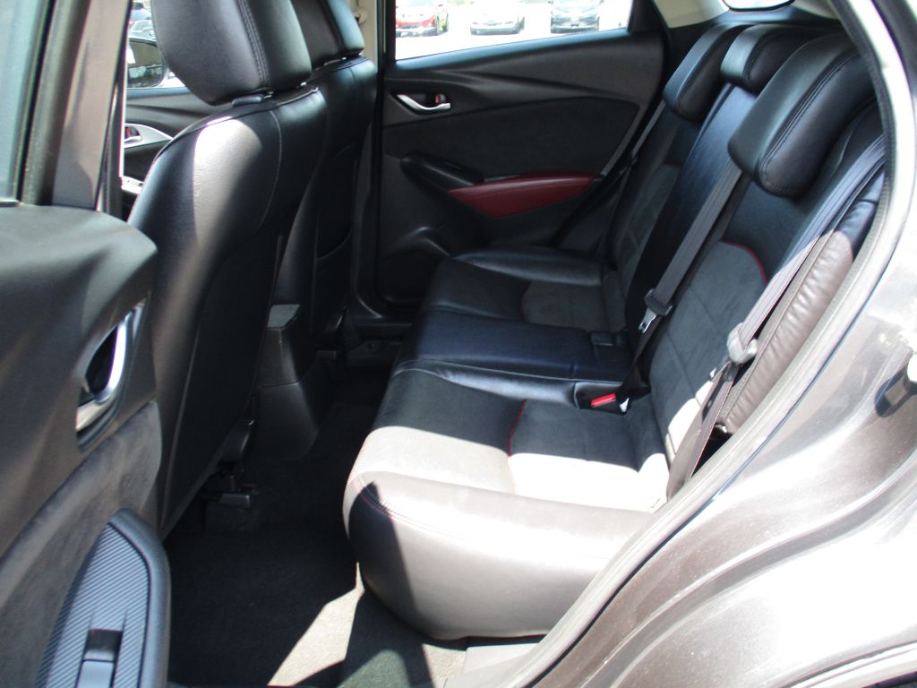 Photo 18 of this MAZDA CX-3  GR TOURIN