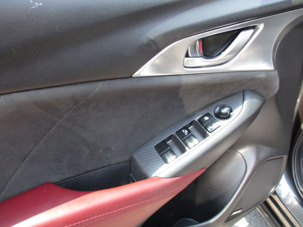 Photo 21 of this MAZDA CX-3  GR TOURIN