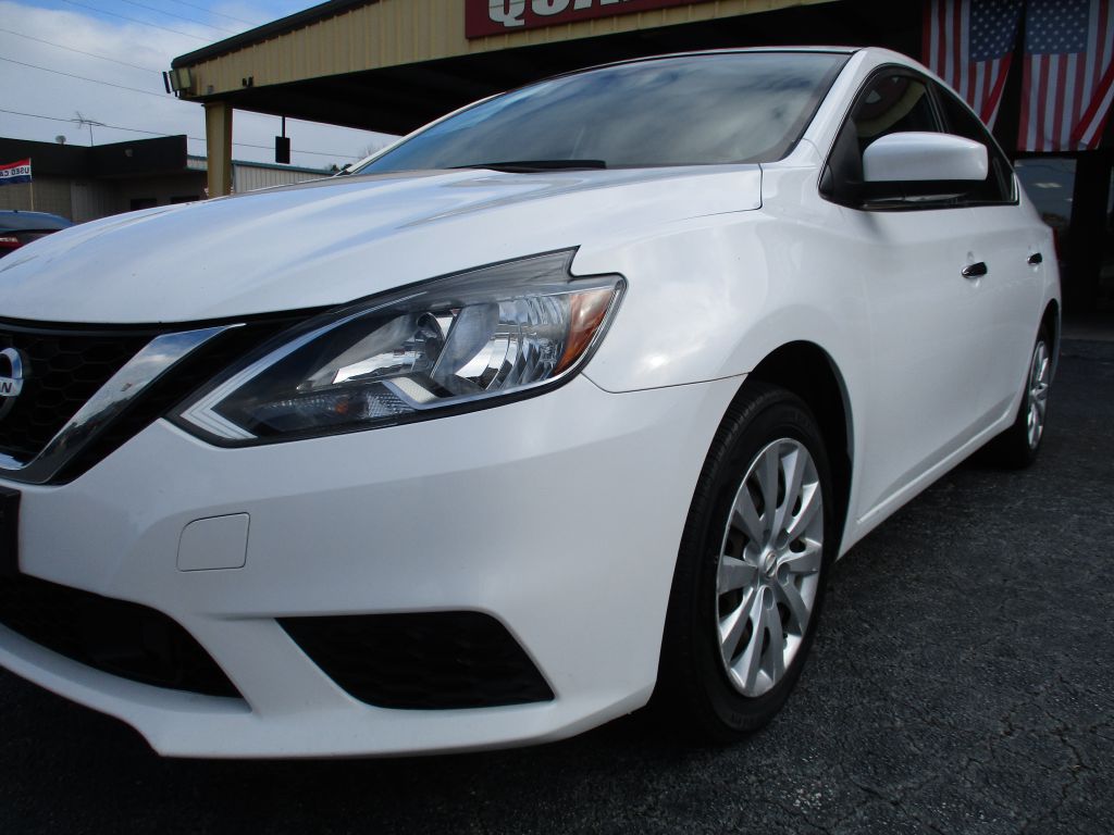 Photo 9 of this NISSAN SENTRA