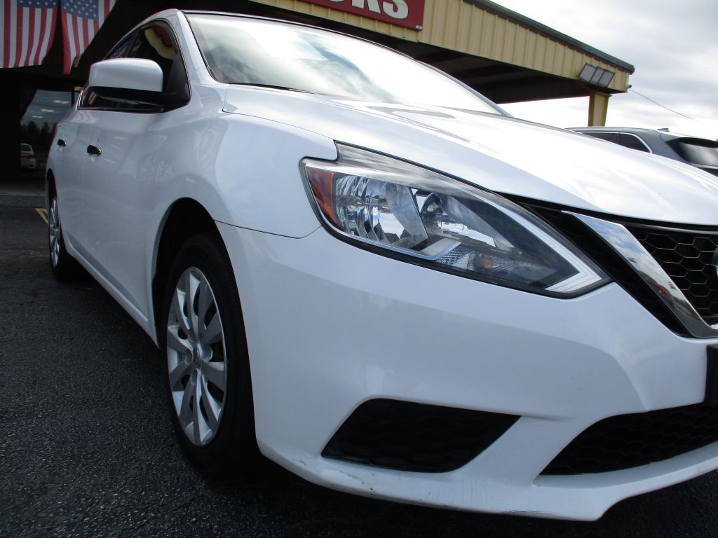 Photo 10 of this NISSAN SENTRA