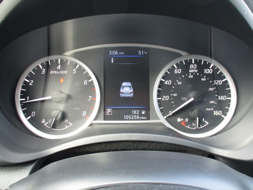 Photo 12 of this NISSAN SENTRA