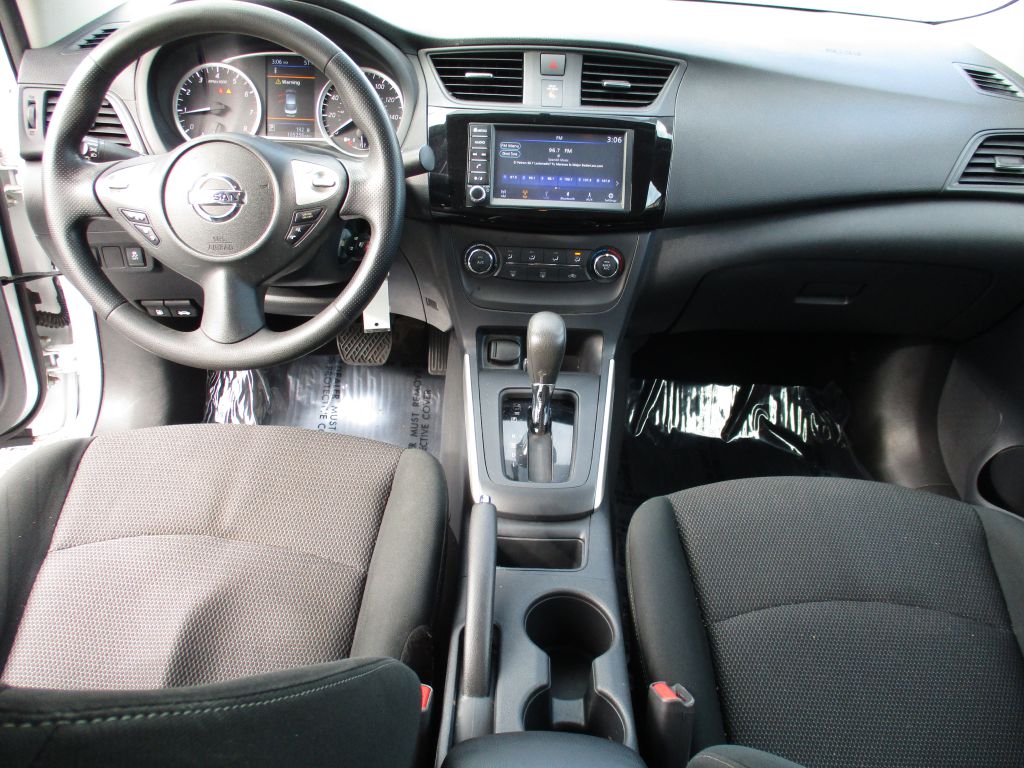 Photo 16 of this NISSAN SENTRA