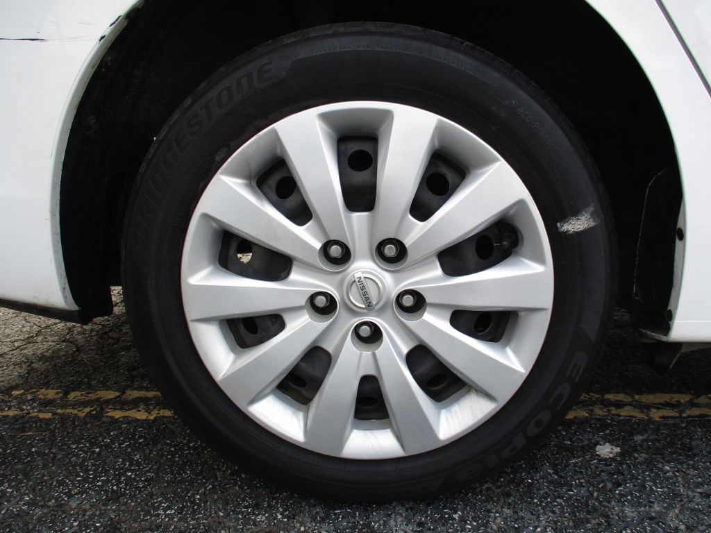 Photo 26 of this NISSAN SENTRA