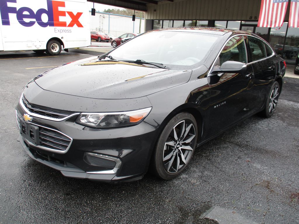 Photo 5 of this CHEVROLET MALIBU