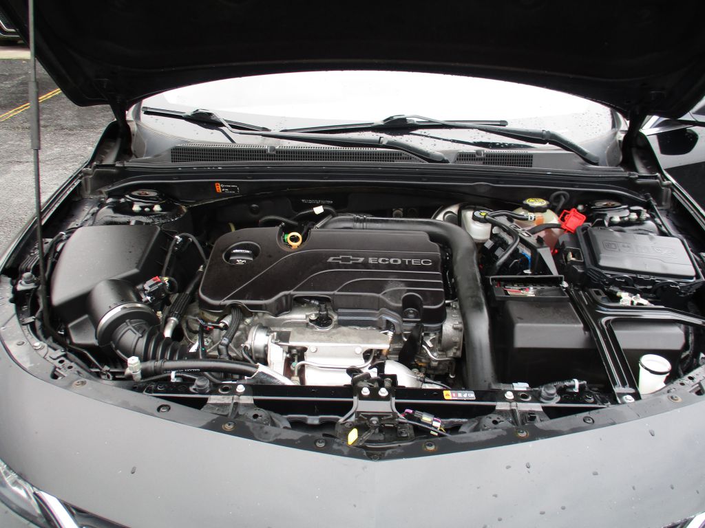 Photo 32 of this CHEVROLET MALIBU