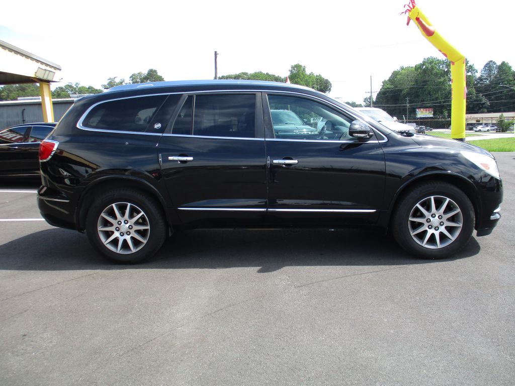Photo 5 of this BUICK ENCLAVE