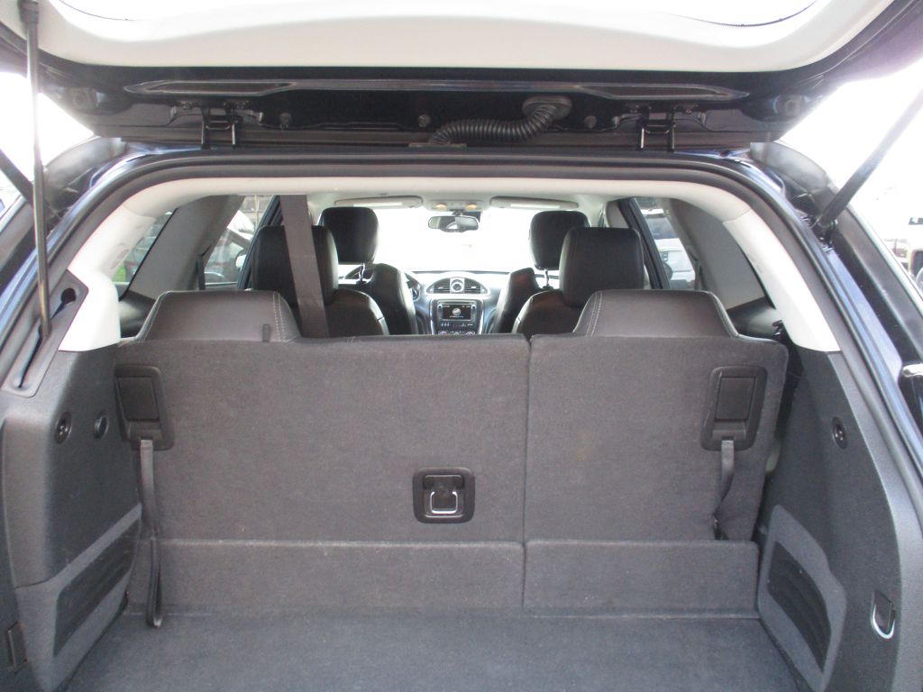 Photo 29 of this BUICK ENCLAVE