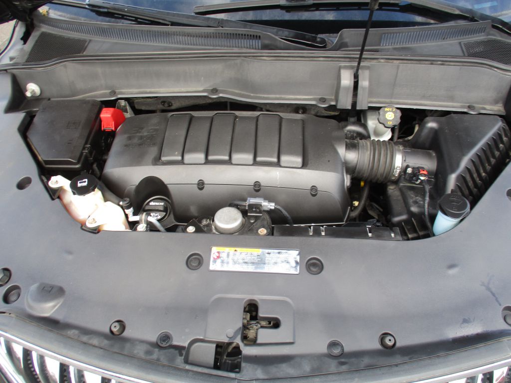 Photo 30 of this BUICK ENCLAVE