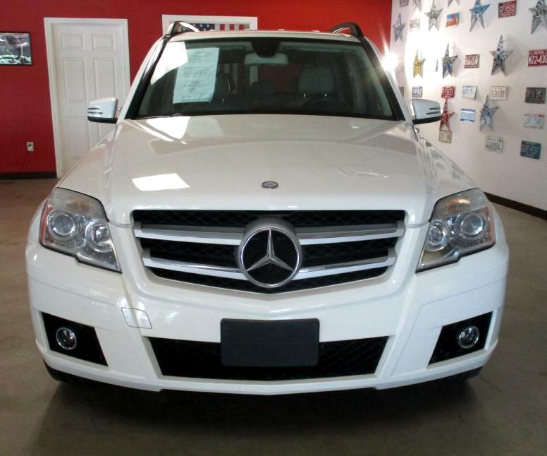Photo 3 of this MERCEDES-BENZ GLK 350
