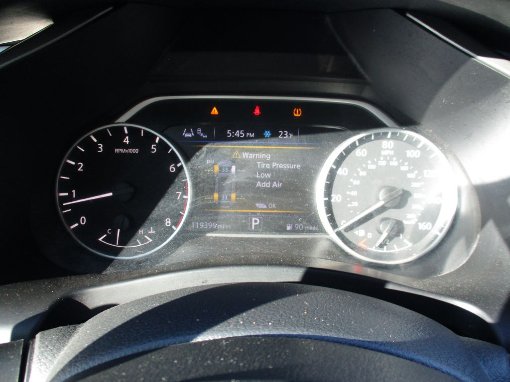 Photo 12 of this NISSAN MURANO