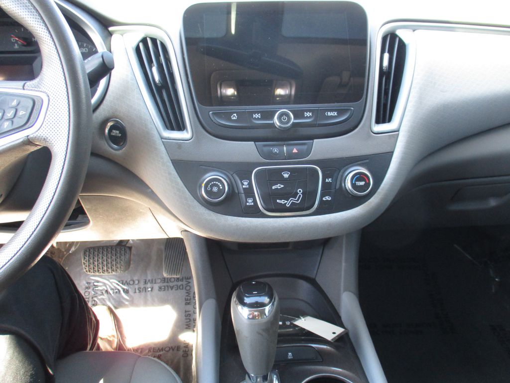 Photo 12 of this CHEVROLET MALIBU