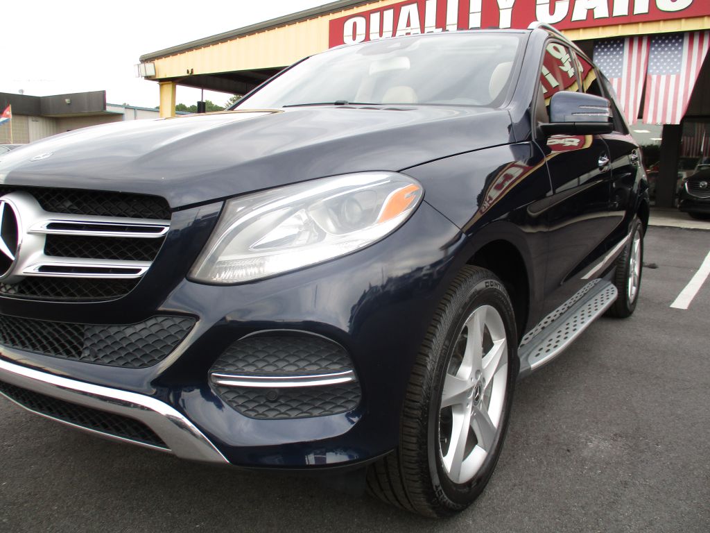 Photo 9 of this MERCEDES-BENZ GLE 350