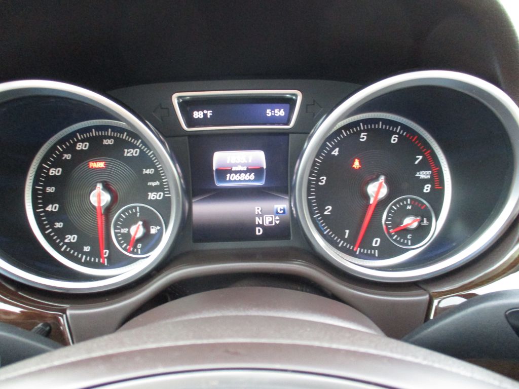 Photo 12 of this MERCEDES-BENZ GLE 350