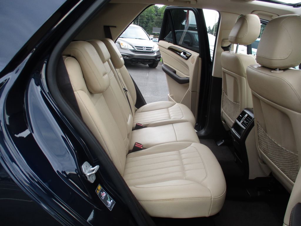 Photo 19 of this MERCEDES-BENZ GLE 350