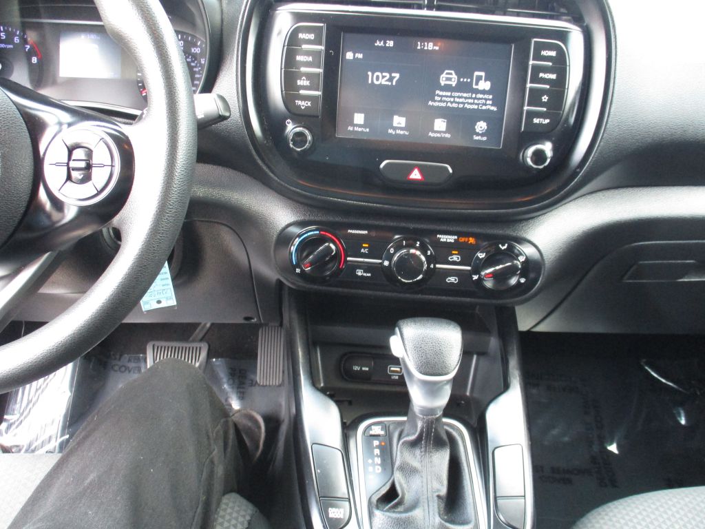 Photo 13 of this KIA SOUL LX