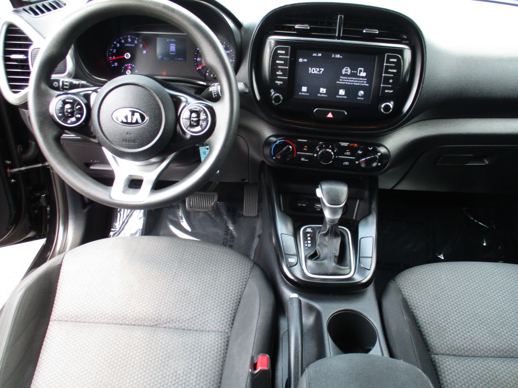 Photo 16 of this KIA SOUL LX