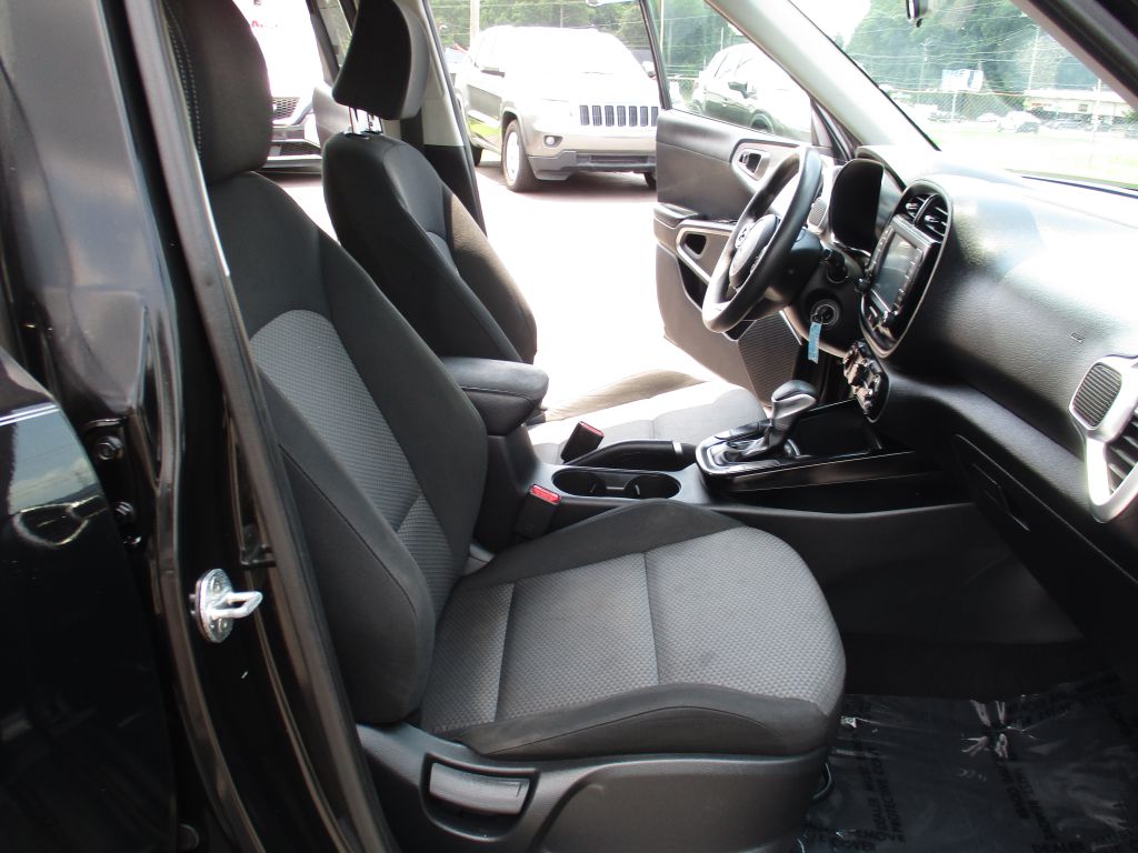 Photo 20 of this KIA SOUL LX