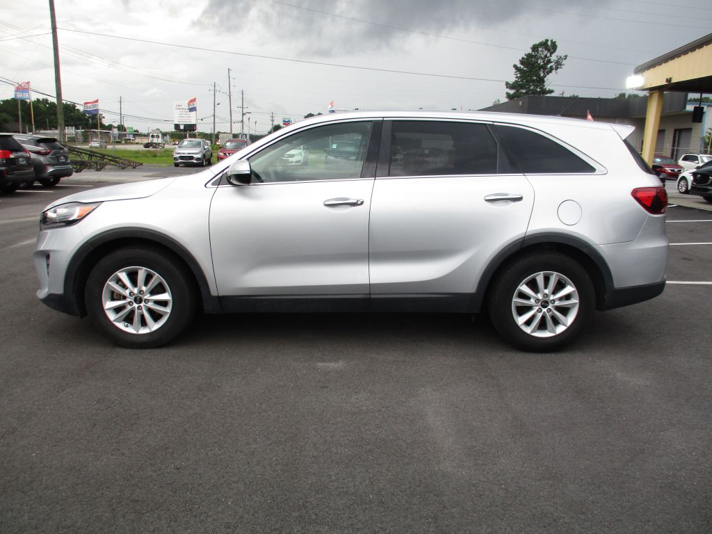 Photo 3 of this KIA SORENTO V-6