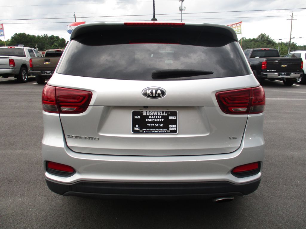Photo 4 of this KIA SORENTO V-6