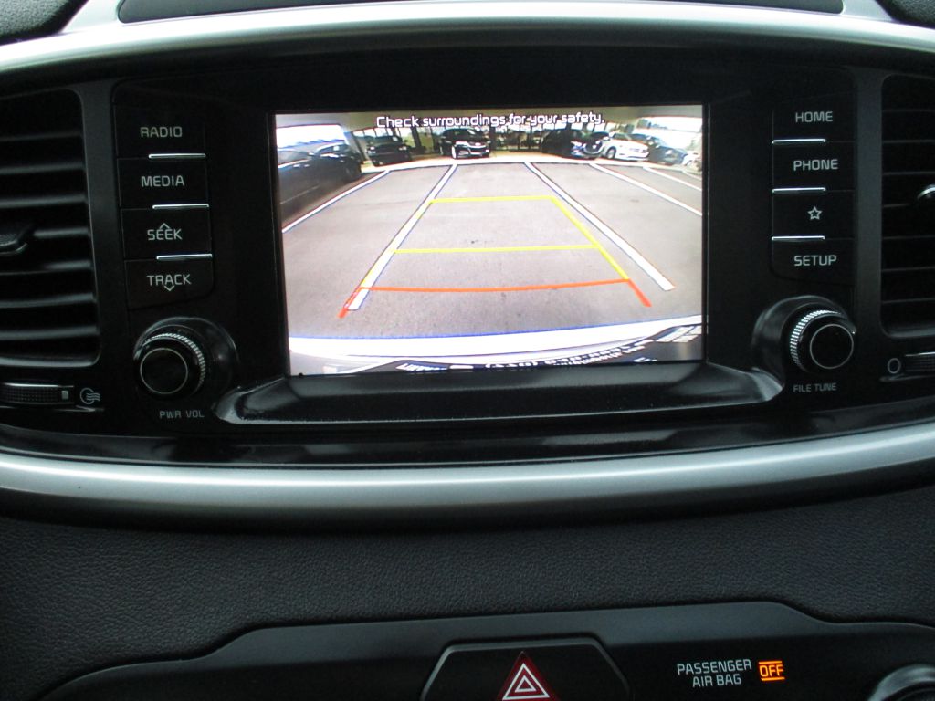 Photo 14 of this KIA SORENTO V-6