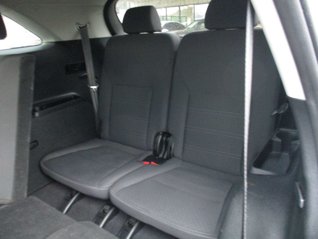 Photo 19 of this KIA SORENTO V-6