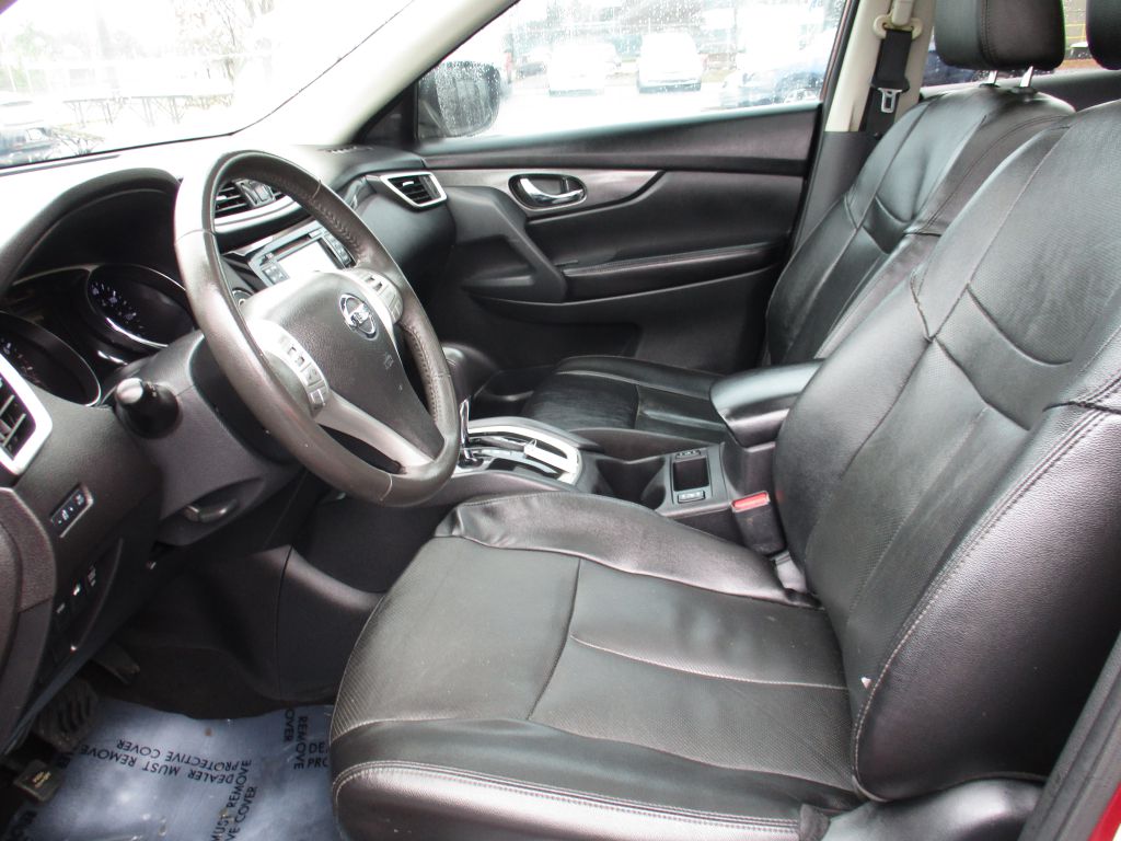 Photo 16 of this NISSAN ROGUE