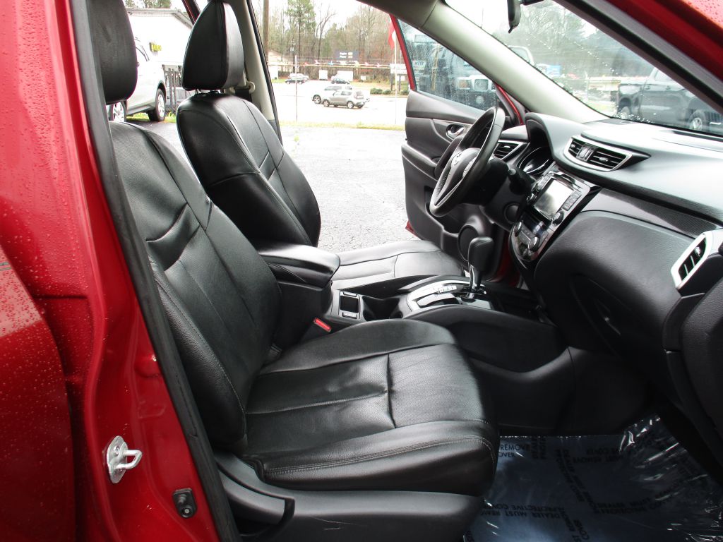 Photo 19 of this NISSAN ROGUE