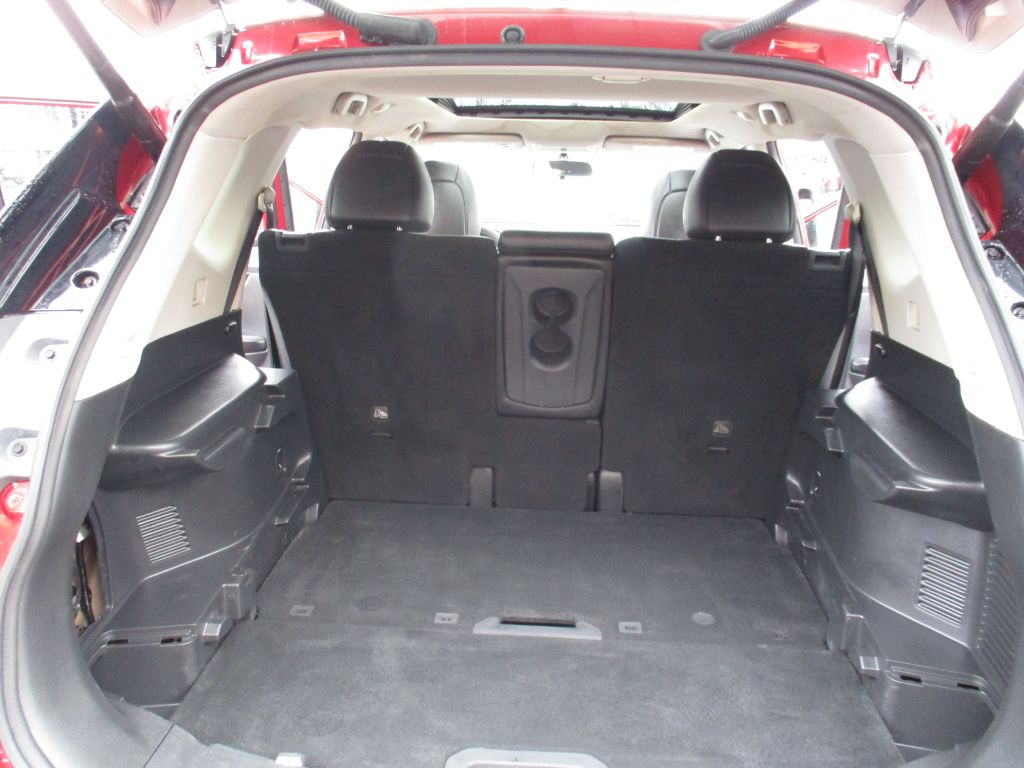 Photo 20 of this NISSAN ROGUE