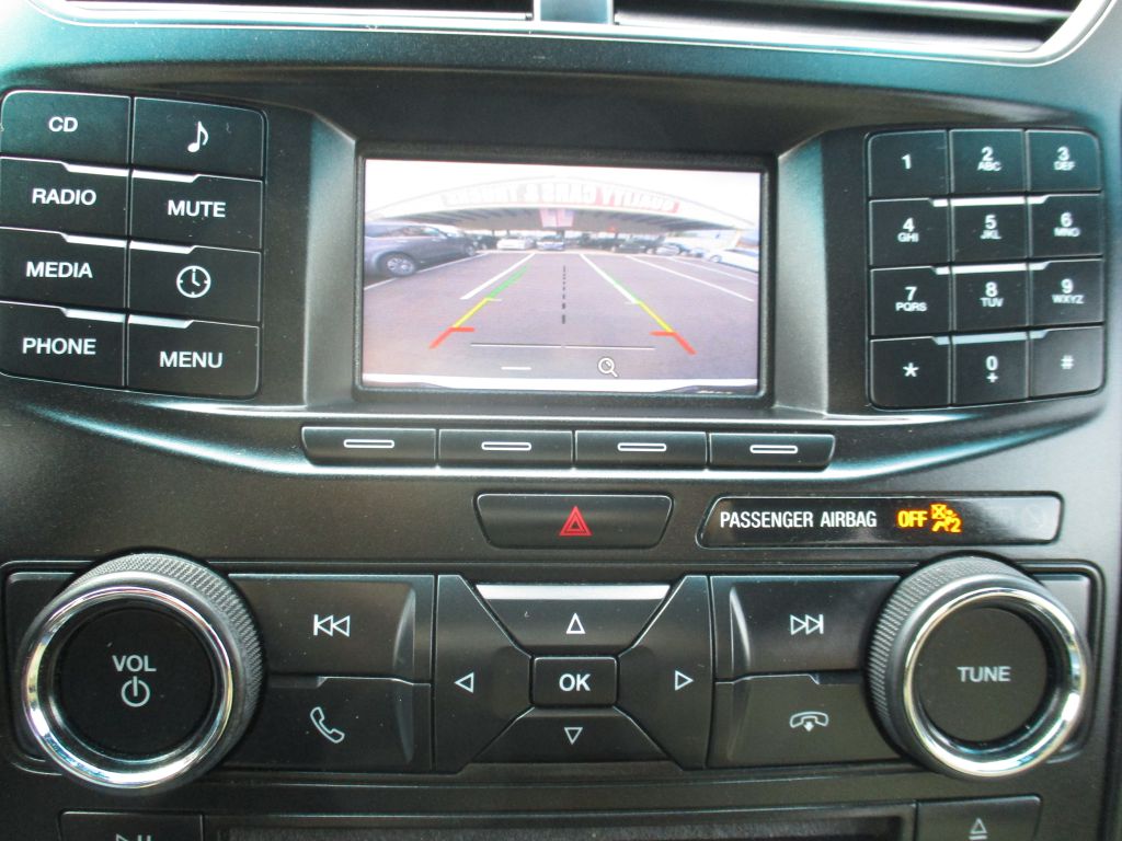 Photo 13 of this FORD EXPLORER