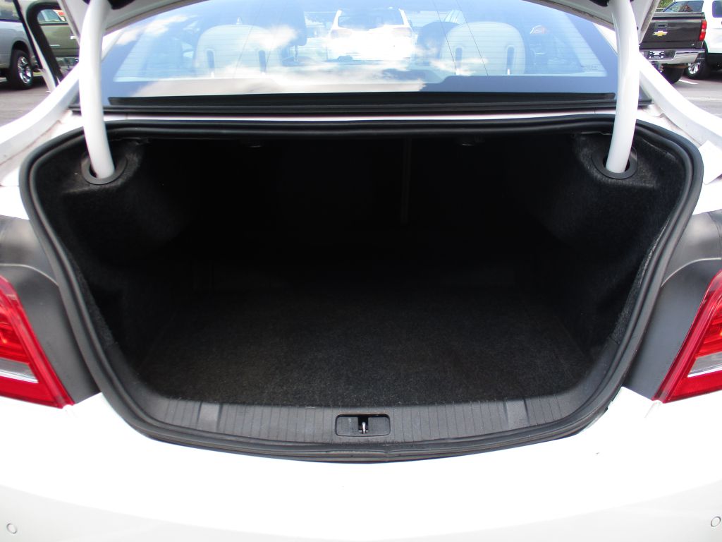 Photo 28 of this BUICK LACROSSE