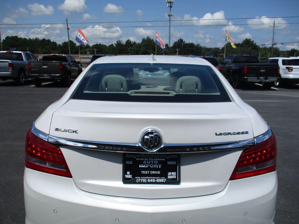 Photo 4 of this BUICK LACROSSE