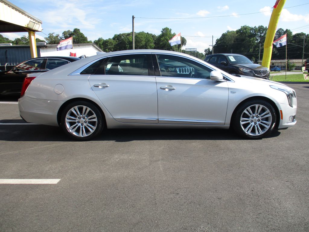 Photo 5 of this CADILLAC XTS