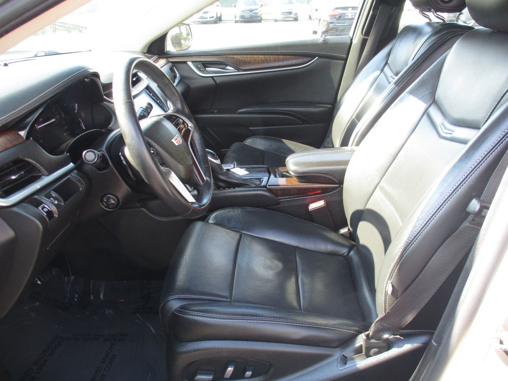 Photo 16 of this CADILLAC XTS